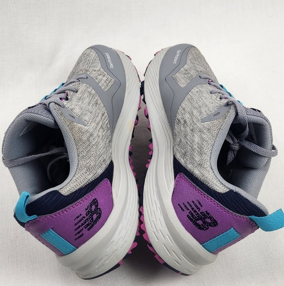 New Balance Nitrel V3 All- Terrain Low Top Hiking/ Trail Sneakers. 7.5 - Picture 7 of 10